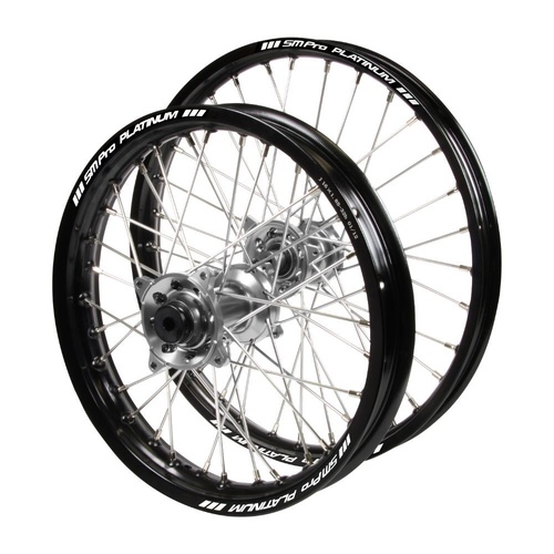 Kawasaki Haan Silver Hubs / SM Pro Platinum Junior Black Rims Wheel Set