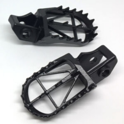 ZETA FOOTPEGS WIDE | CRF1000L '16-17, XR400/600/650R/650L | 50mm CrMo BLACK.